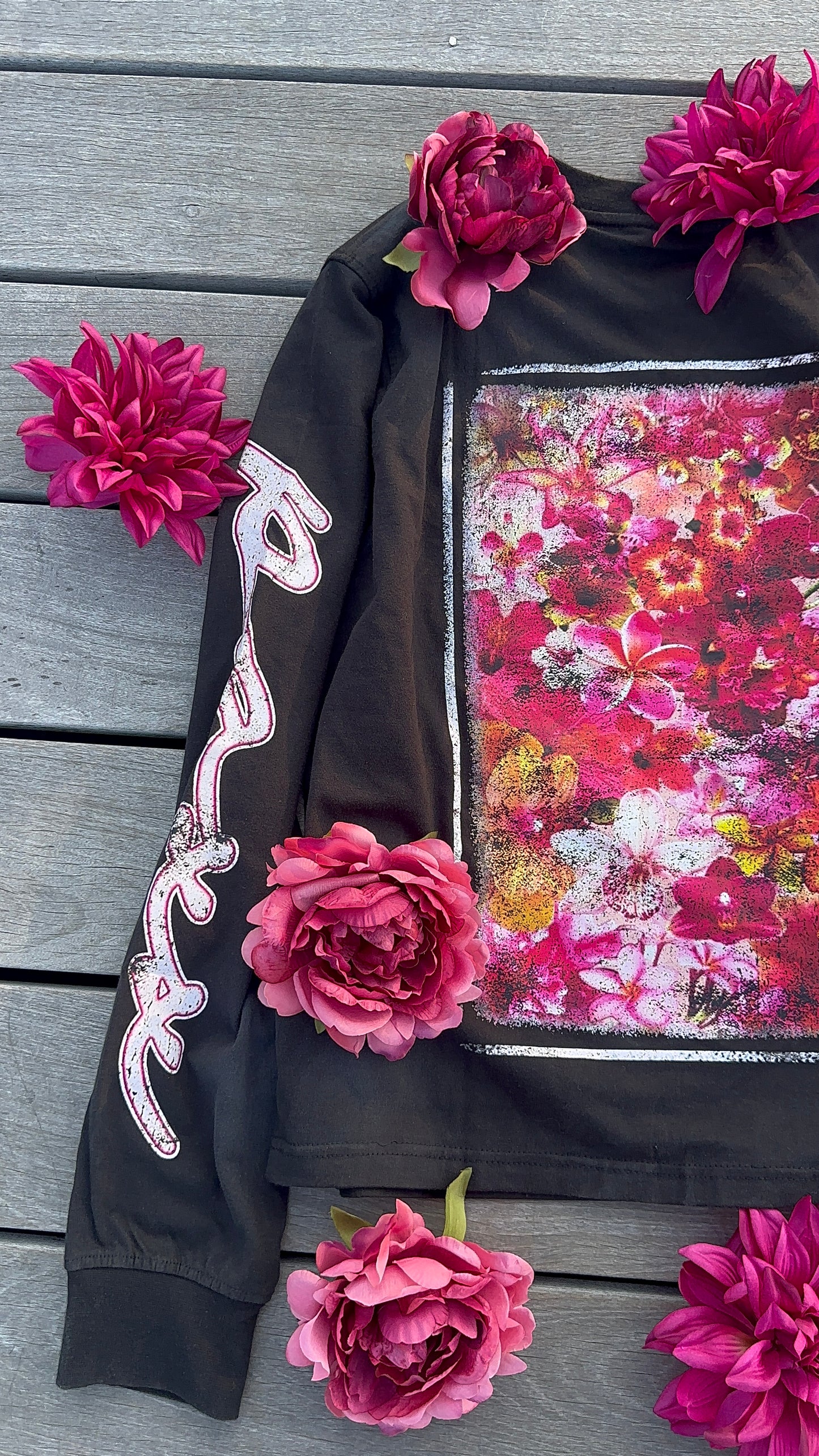 poison in bloom long sleeve